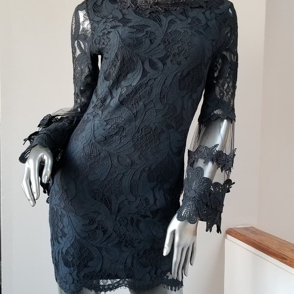 Black lace dress - Picture 5 of 5